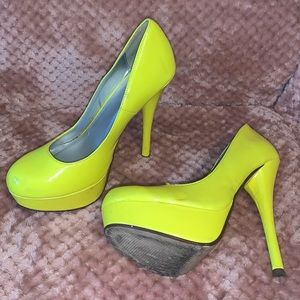 D’s, Size 6, Paten Leather, Neon Yellow